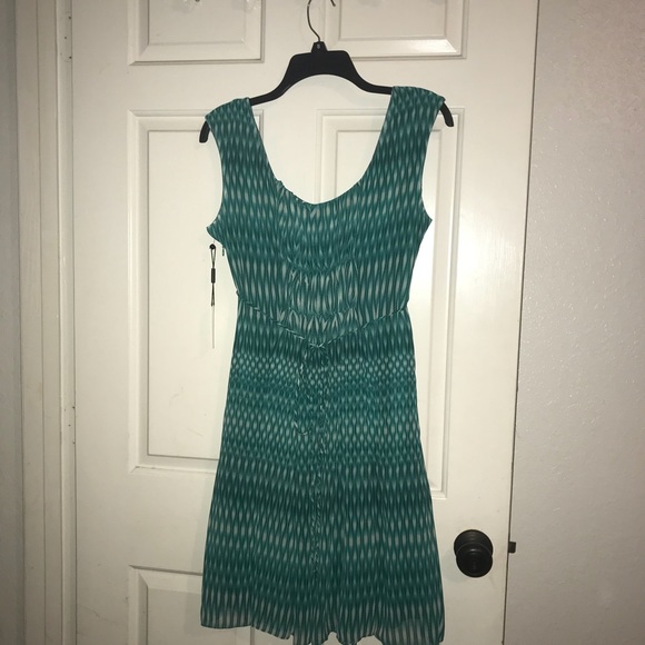 Calvin Klein dress - Picture 4 of 4